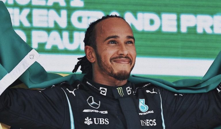Lewis Hamilton wordt aanstaande woensdag geridderd